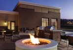 04_TownePlace Suites Harrisburg West Mechanicsburg - BBQ and Picnic Area - 996642.jpg